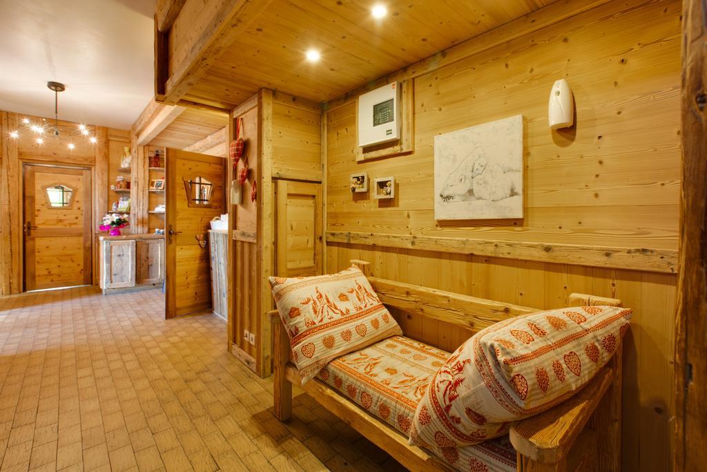 Hotel Logis Le Pont De Champ Beaucroissant Esterno foto